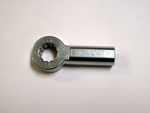 Hydraulic_parts_-_SDF_valve_handle_mount_051592.png